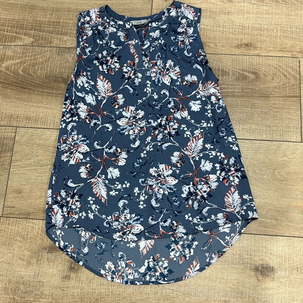 Women’s tunic top